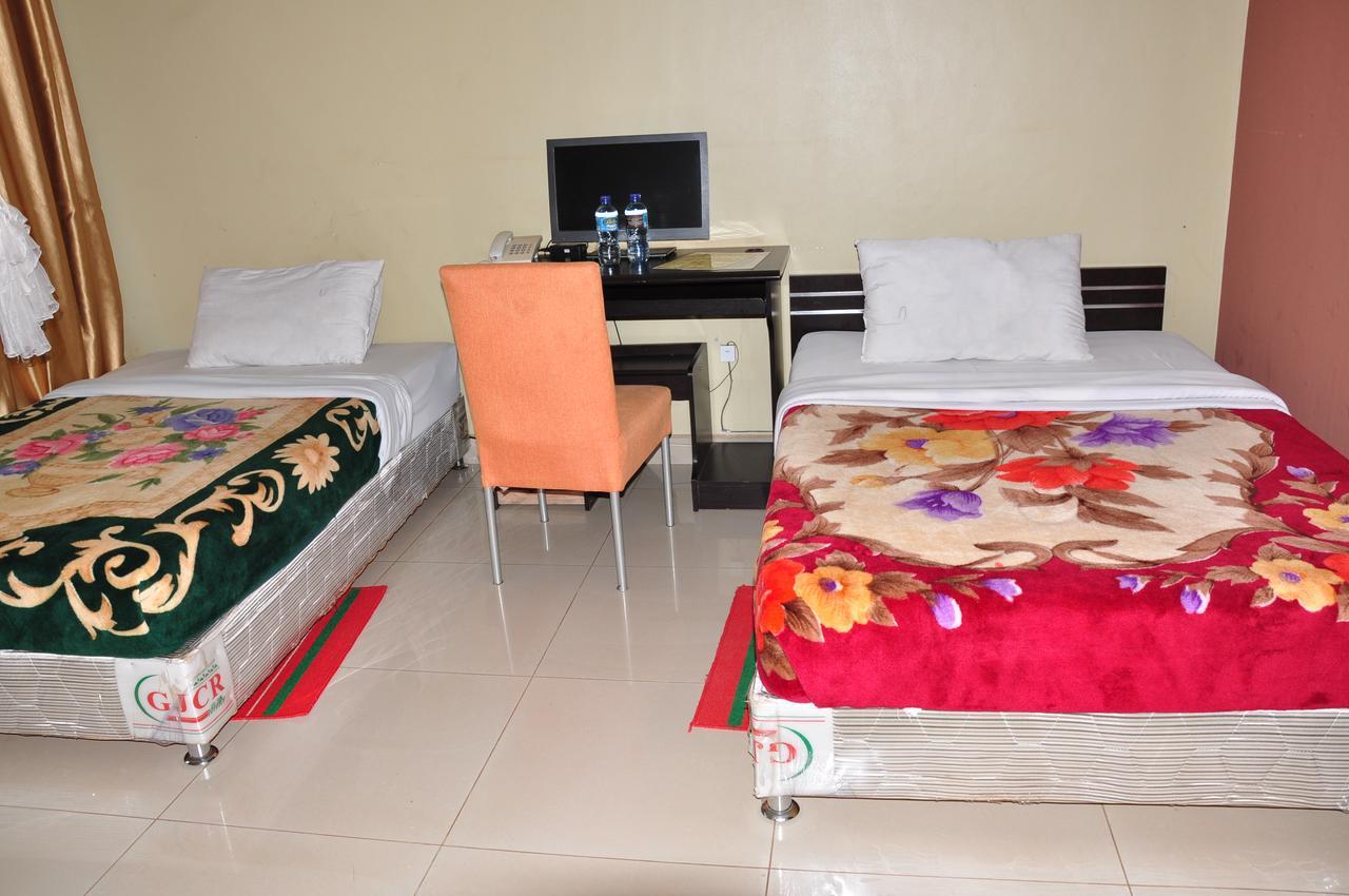 Unik Hotel Kireka Екстер'єр фото
